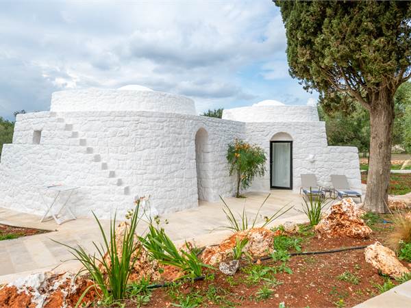 Trullo ristrutturato con progetto approvato 